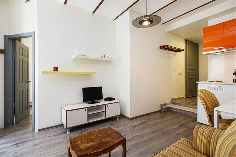 Ala Aparthotel 3*
