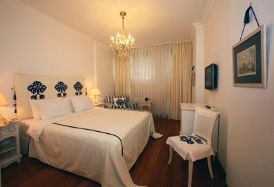 Sari Hotel 4*