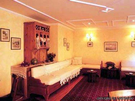Sari Hotel