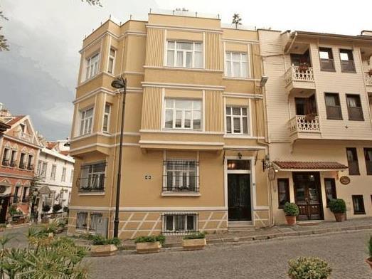 Sari Hotel 4*