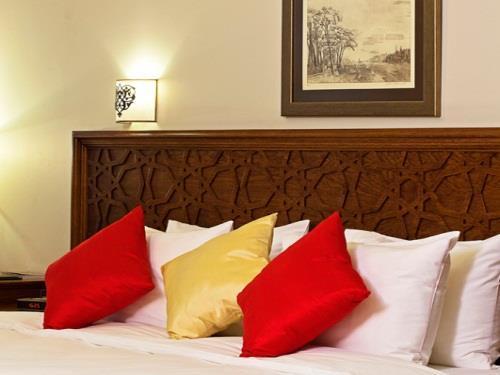 Celine - Ottoman Mansion Hotel Istambul