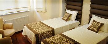 Mymoon Hotel 3*