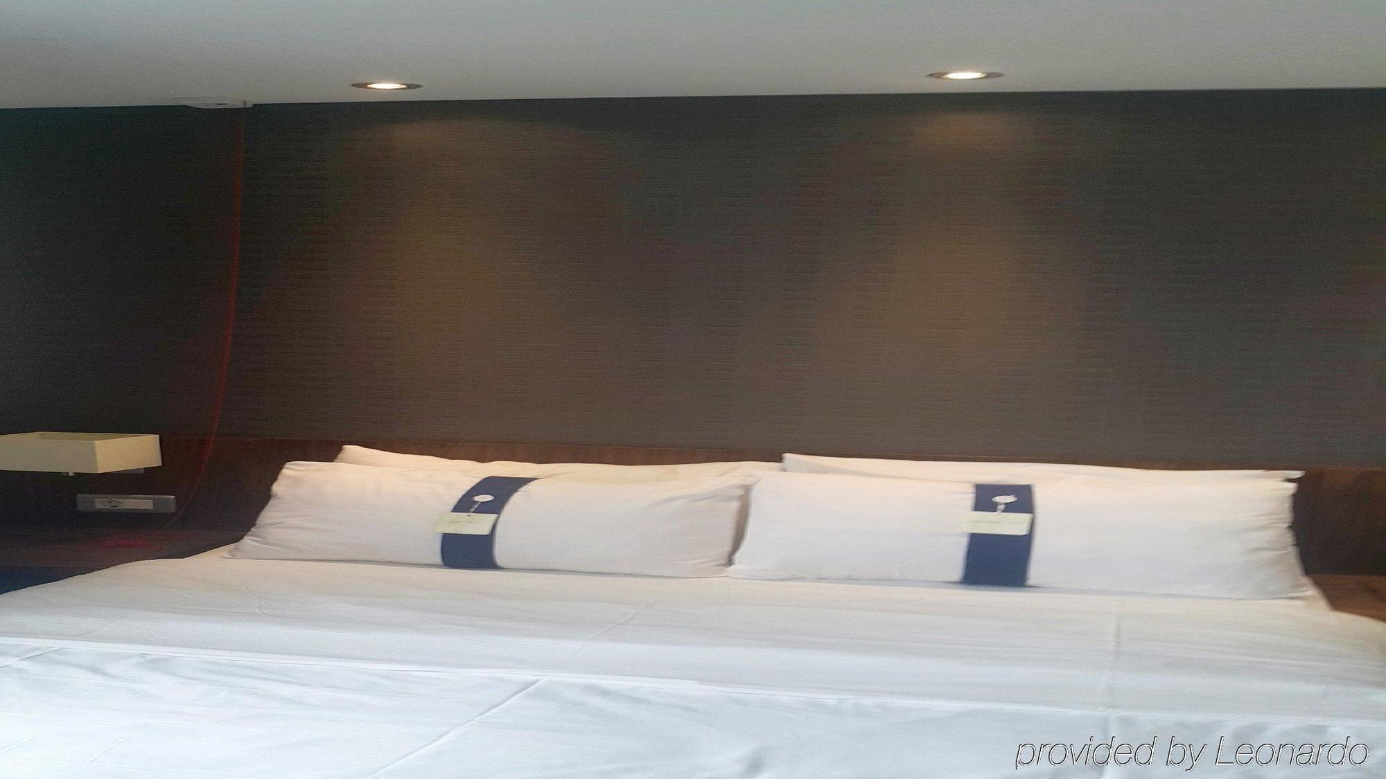 Express Istanbul-altunizade By Ihg Hotel