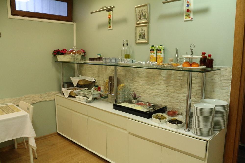 Plussuite Taksim 3*