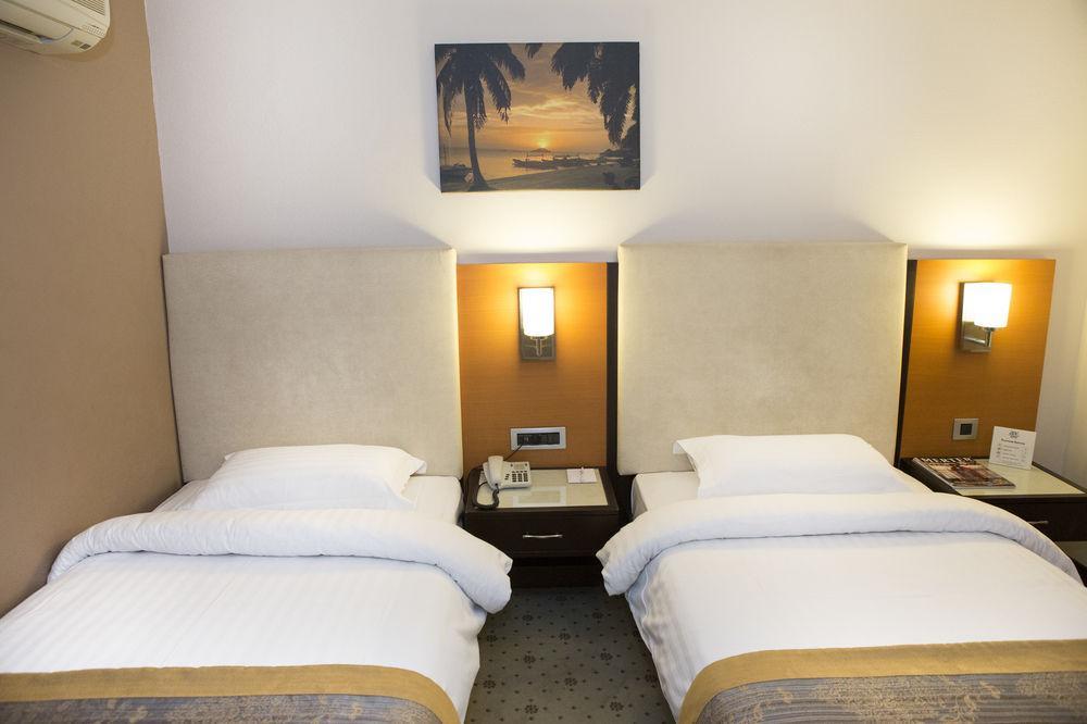 Zoe Hotel