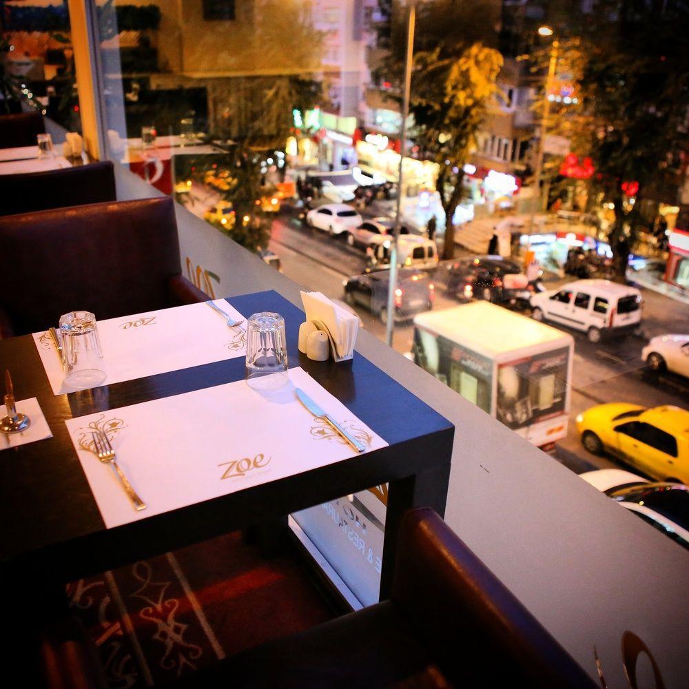 Zoe Hotel 3*