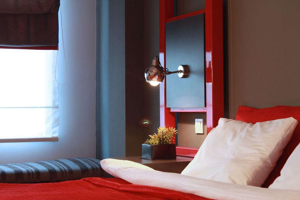 212 Aparthotel 4*