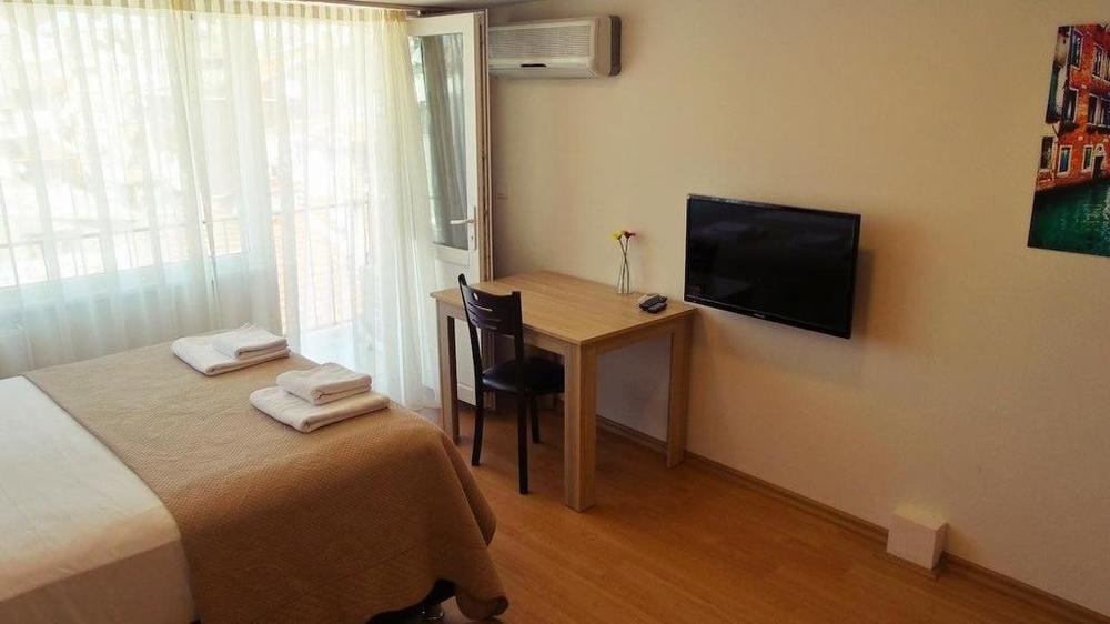 Stay Suites Aparthotel