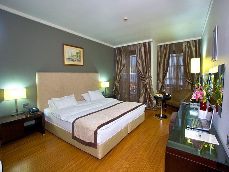 Boutique Riva Hotel 3*