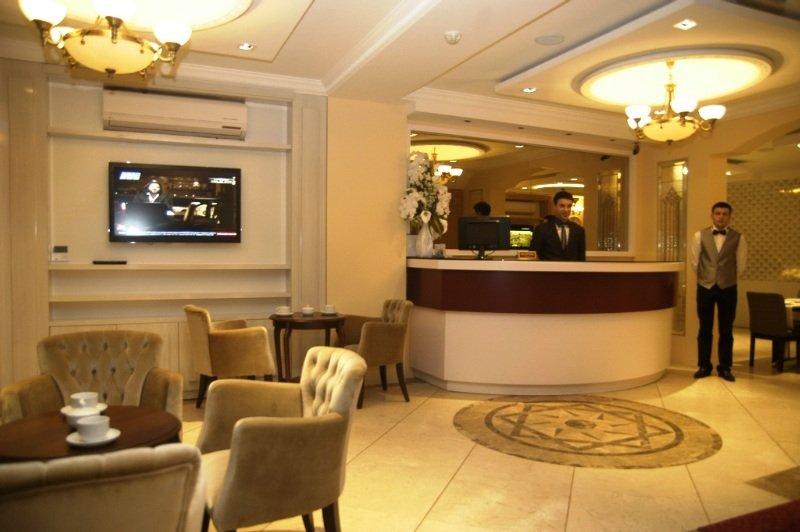 Bulvar Hotel 3*