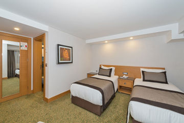 Bisetun 4*