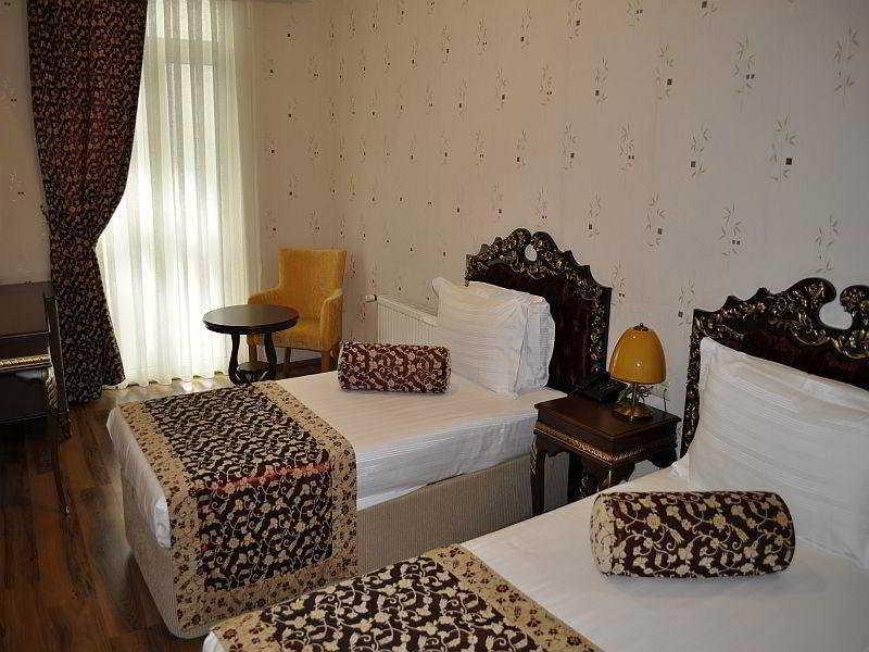 Santa Hill Hotel 3*