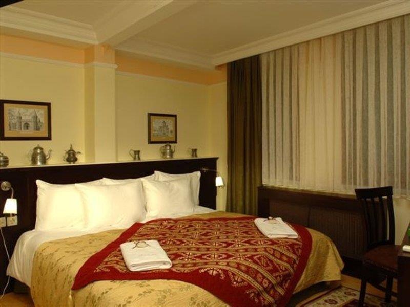 Tria Istanbul-special Category
