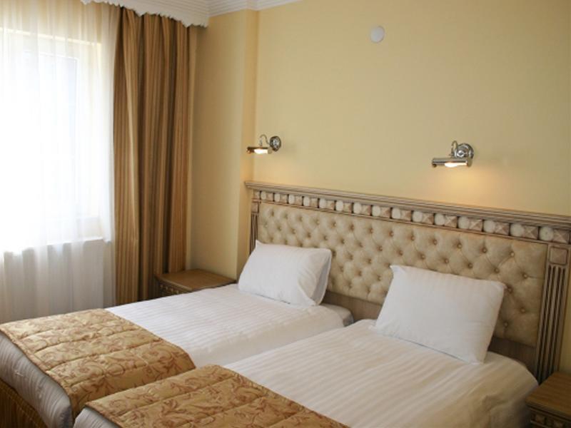 Otel Istanbul Holiday Hotel
