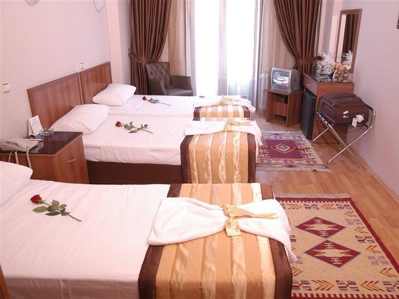 Beyaz Kugu Istanbul