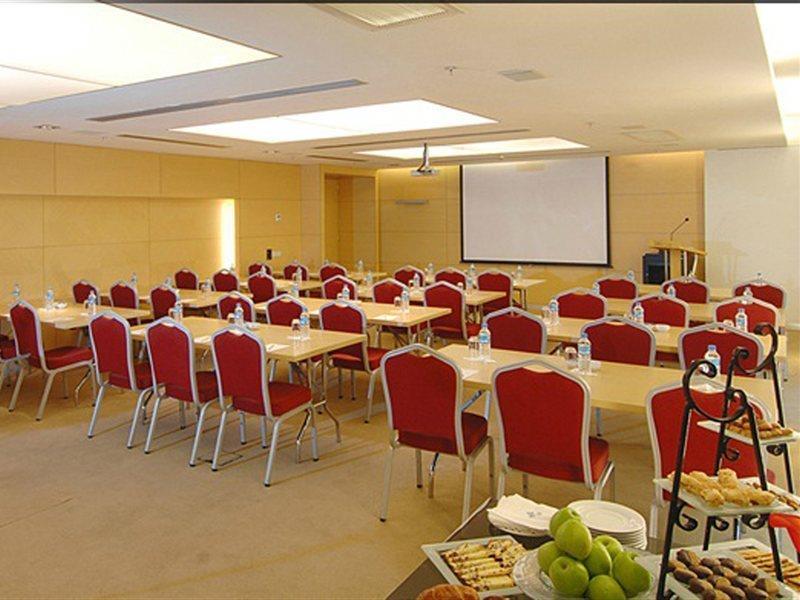 Hotel Divan 4*