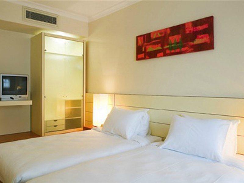 Hotel Divan 4*