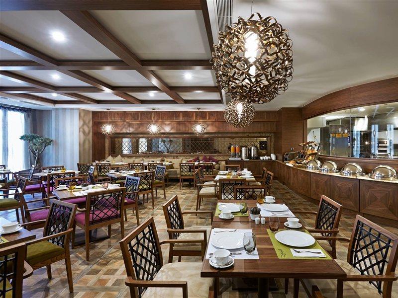 Hotel Doubletree By Hilton Gayrettepe 5*