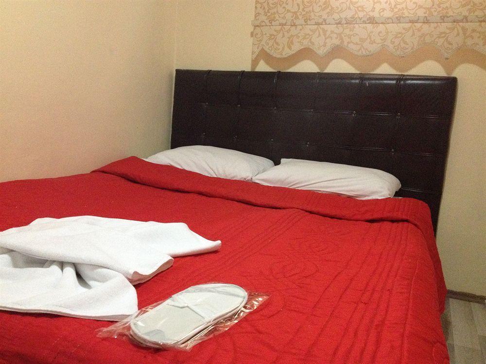Hotel La Maison Bleue 3*