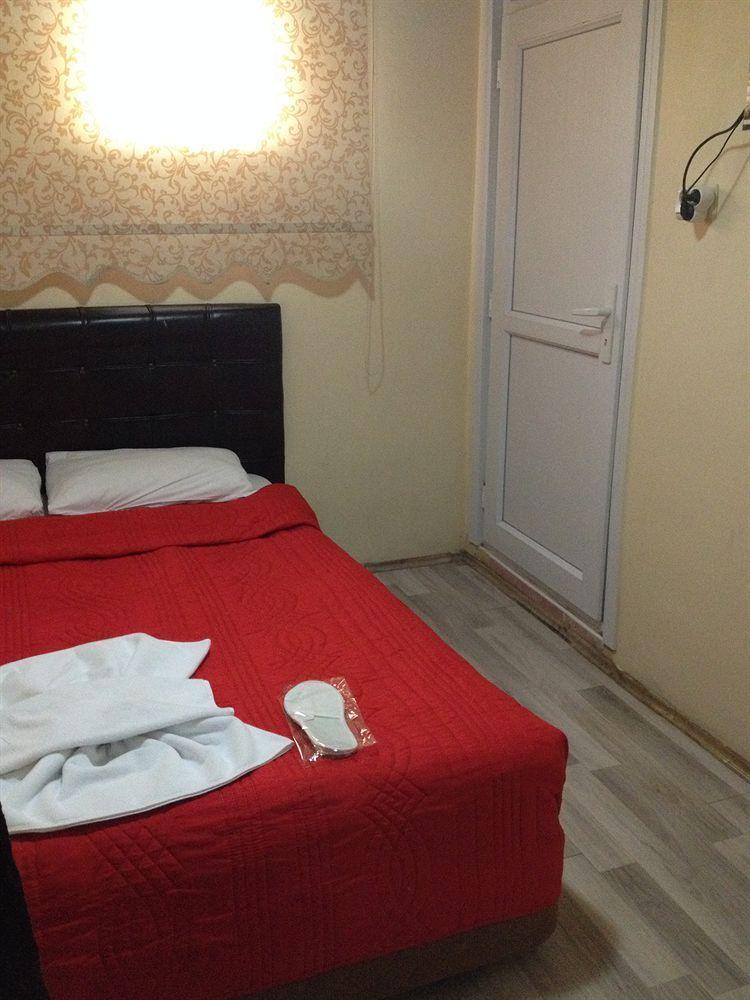 Hotel La Maison Bleue