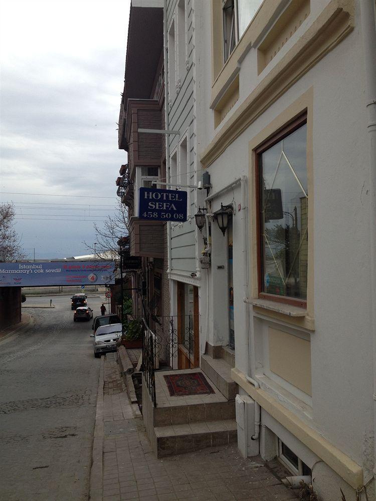 Hotel La Maison Bleue 3*