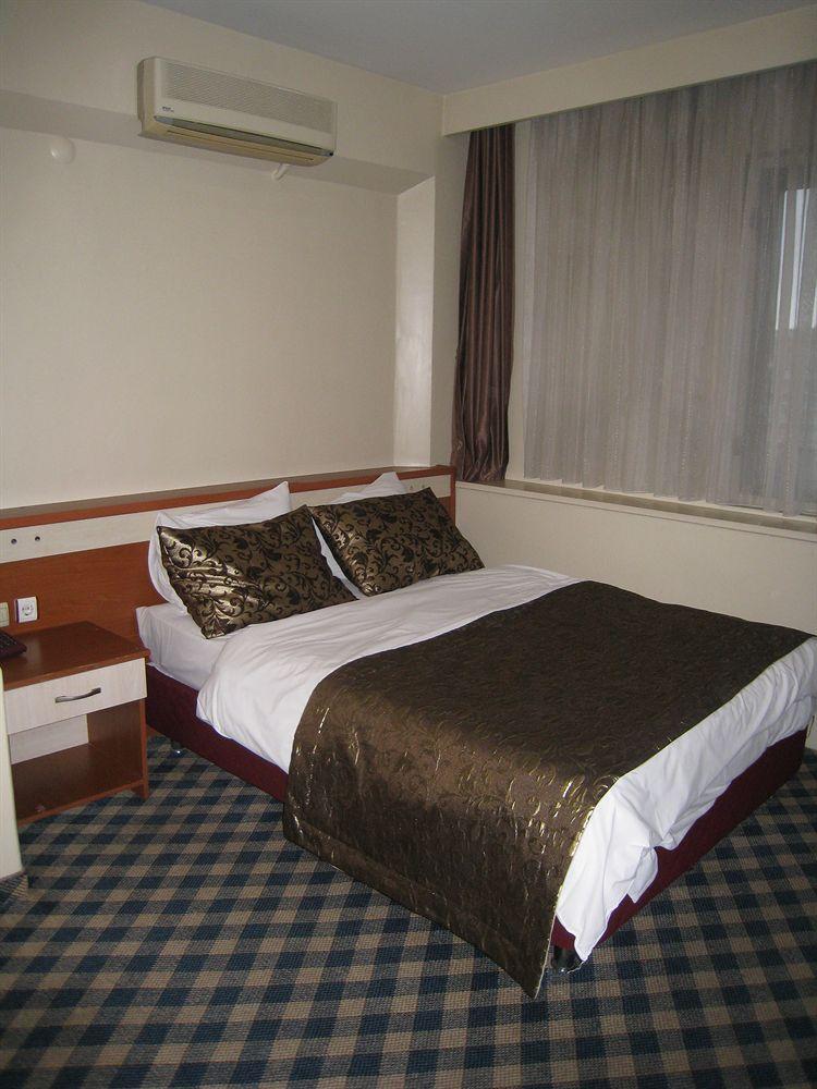Otel City Hotel