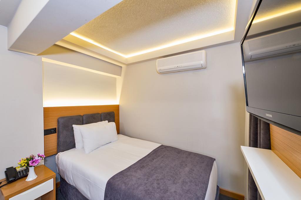 Hotel Bergama Old 3*