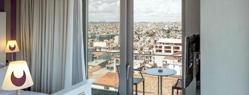 Demiroren Istiklal Istanbul