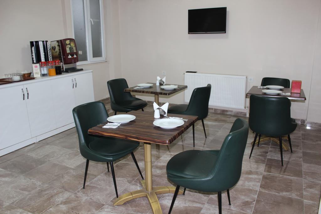 Golden Halic Hotel