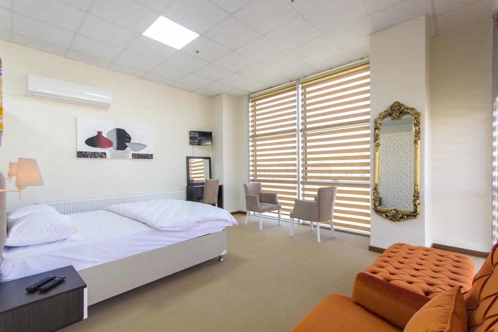 216 Palace Hotel 3*