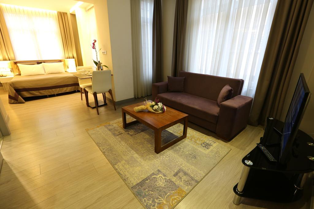 Apart Otel Molton Nisantasi 4*