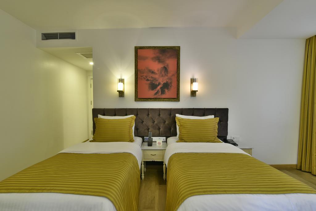 Life (adults Only) 4* Istambul