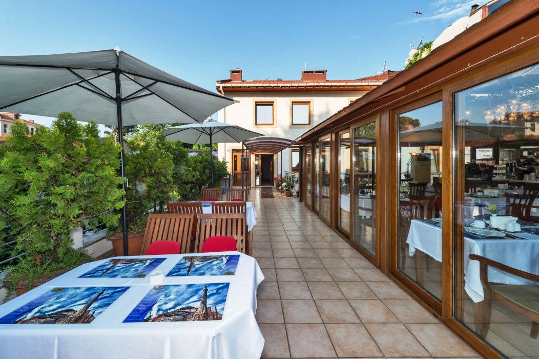Hotel Zeynep Sultan 3*