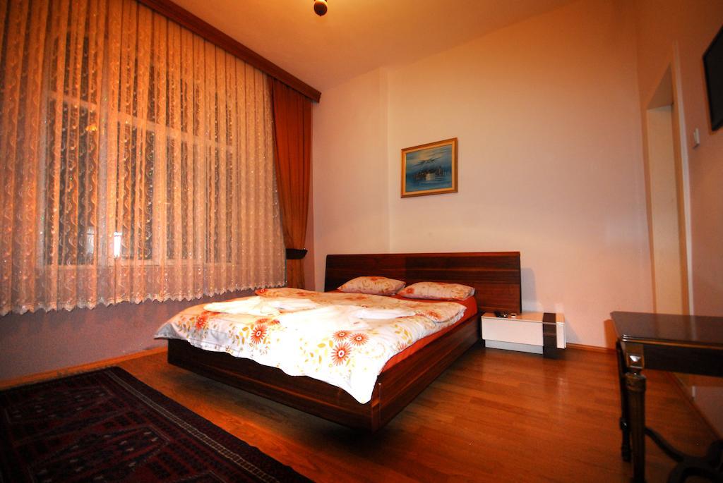 Albergue Station 34 *