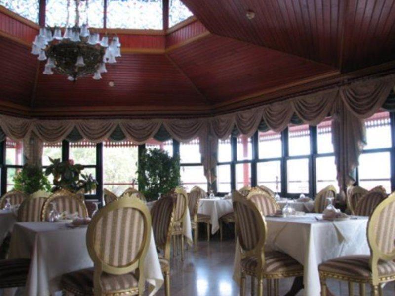 Valide Sultan Konagi Istanbul