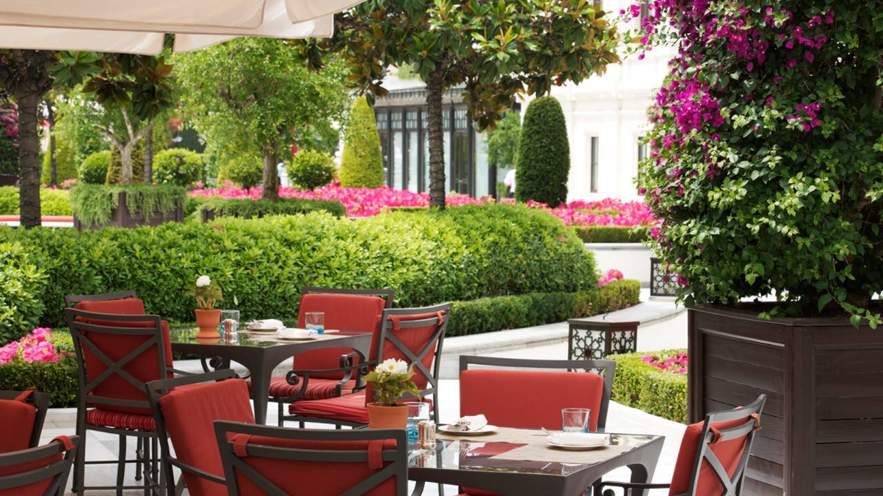 Four Seasons At The Bosphorus