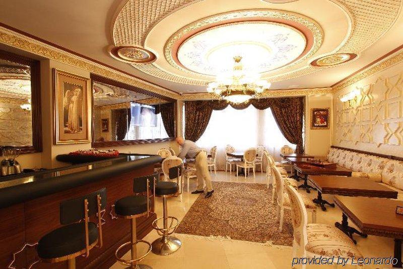 Taksim Square Hotel 4*