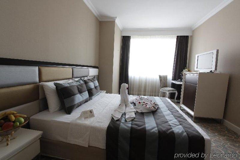 Taksim Square 4* Istanbul