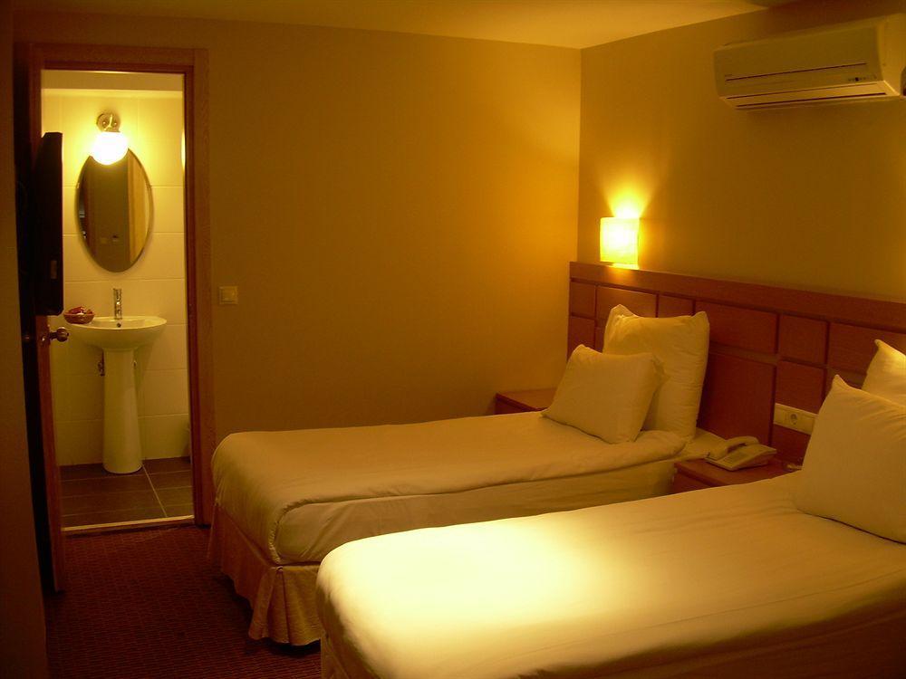 Hotel Sude 4*