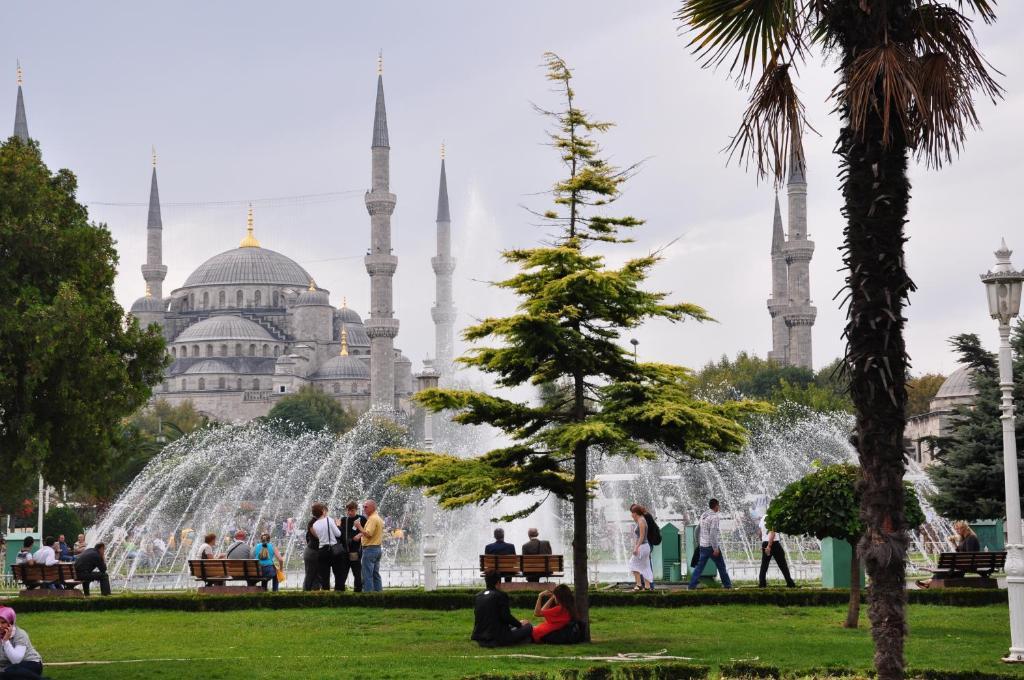 Esra Sultan Petrol Hotel 3*