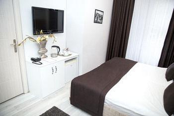 Babu House 4*