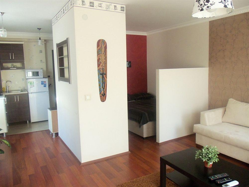 Hotel Elma Suites