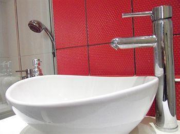 Elma Suites 3*
