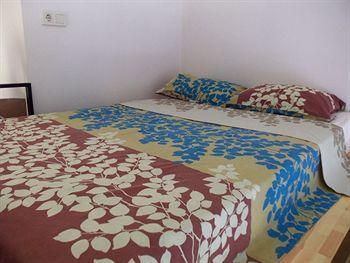 Elma Suites Hotel 3*