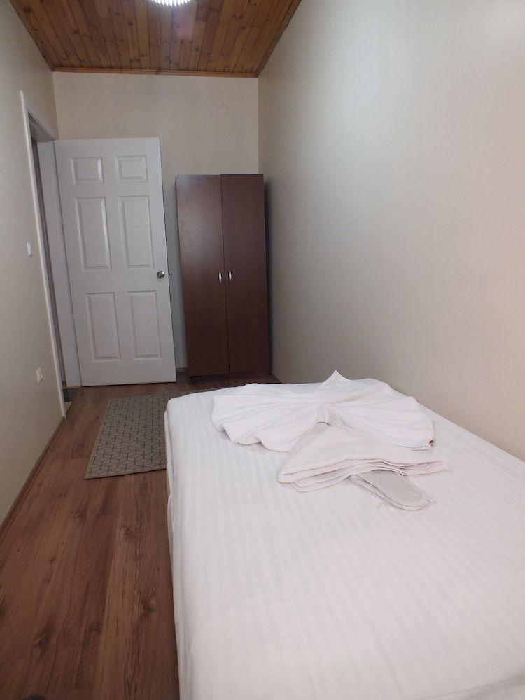 White Taksim Apartment *