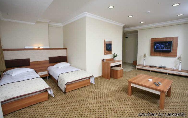 Hotel The Hera Premium 4*