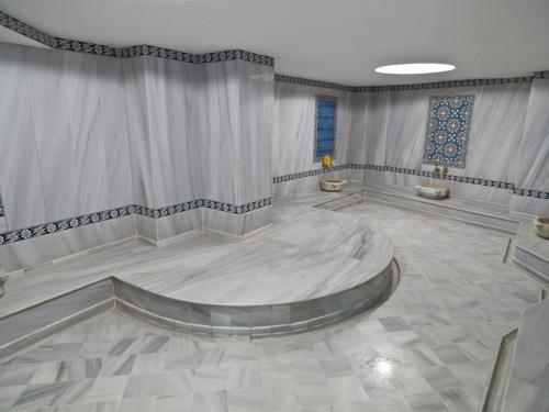 Buyuk Keban Hotel 3*