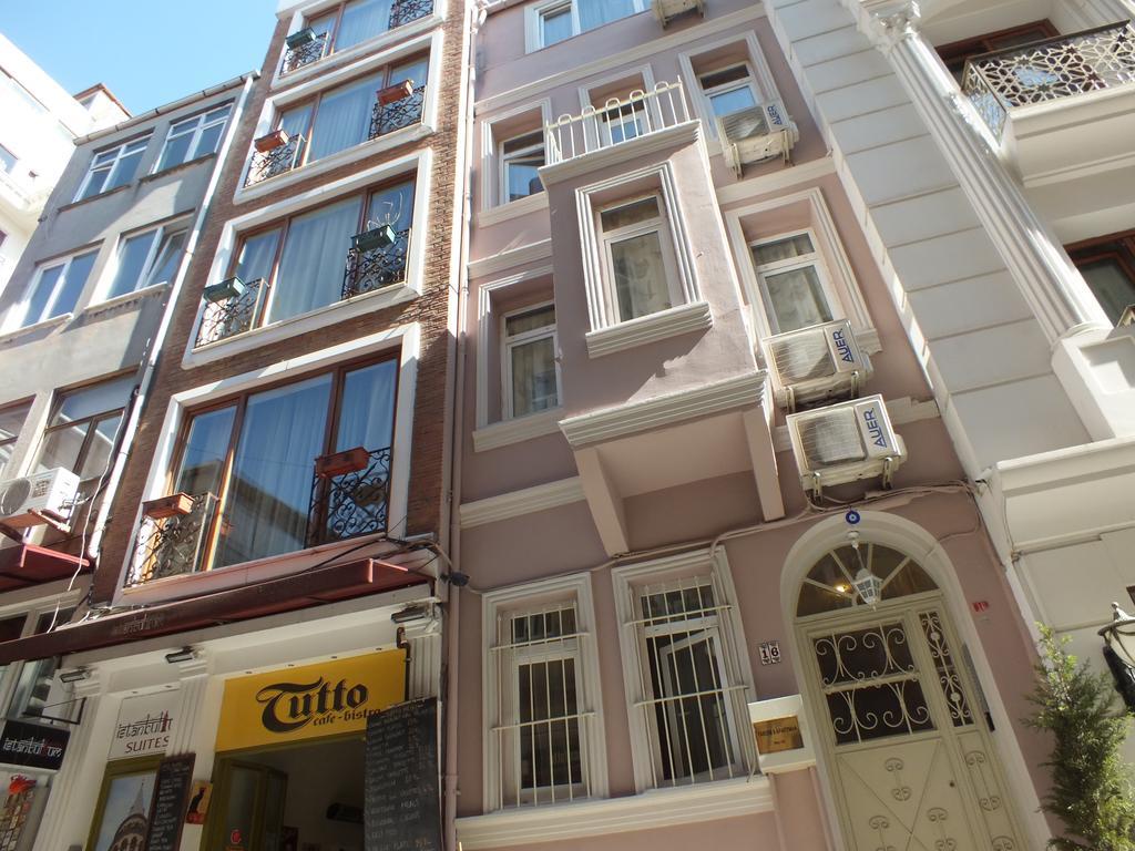 Taksim 9 *