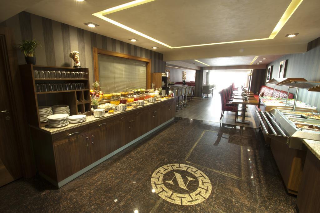 Hotel Nanda 4*
