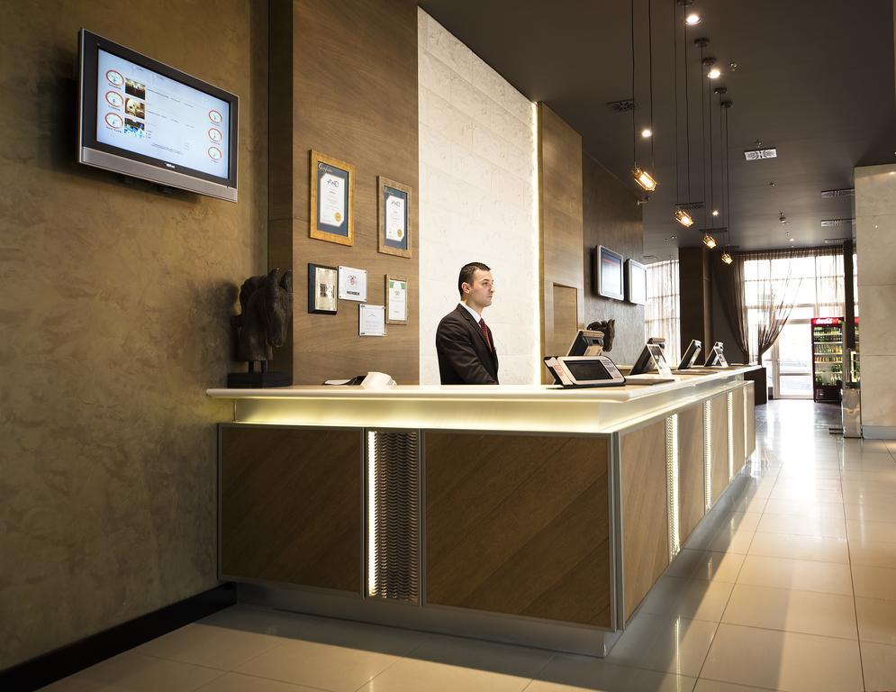 Hotel Wow Airport Hotel 4*